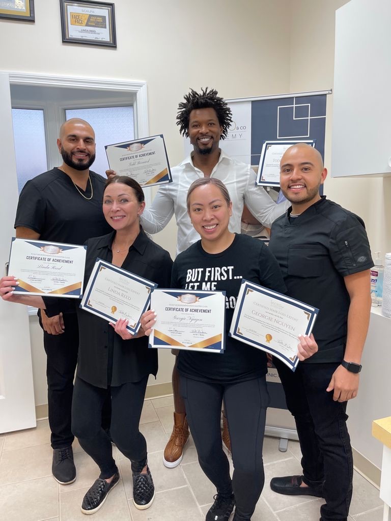 SMP Graduates with certificates